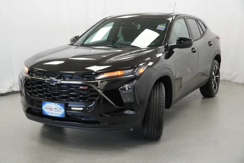New 2026 Mosaic Black Metallic Chevrolet 1RS image 13