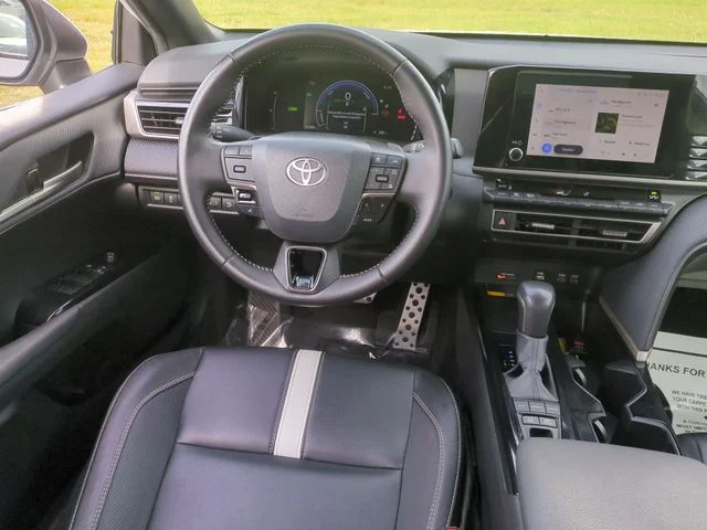 Used 2025 White Toyota SE image 30