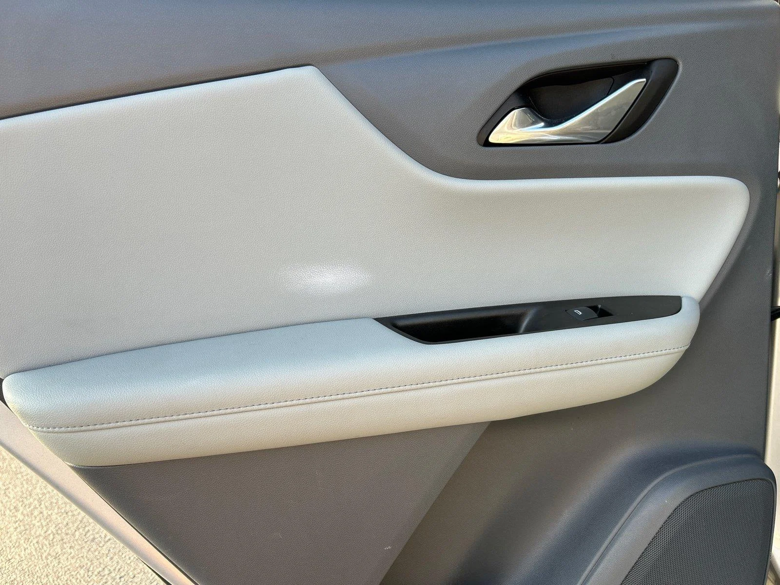 Used 2021 SILVER ICE METALLIC Chevrolet LT image 36