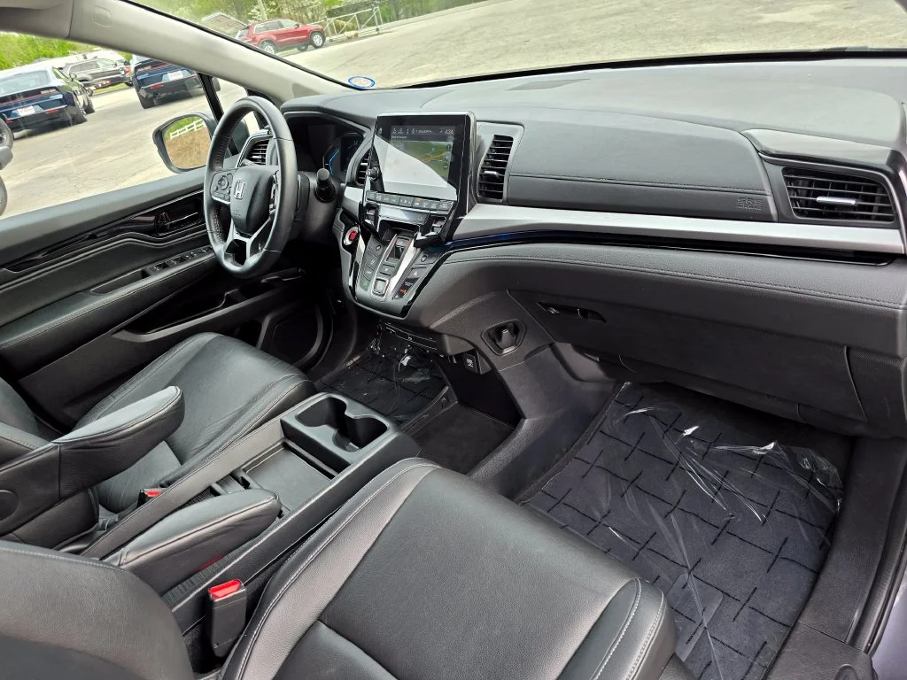 Used 2023 Gray Honda Touring image 34