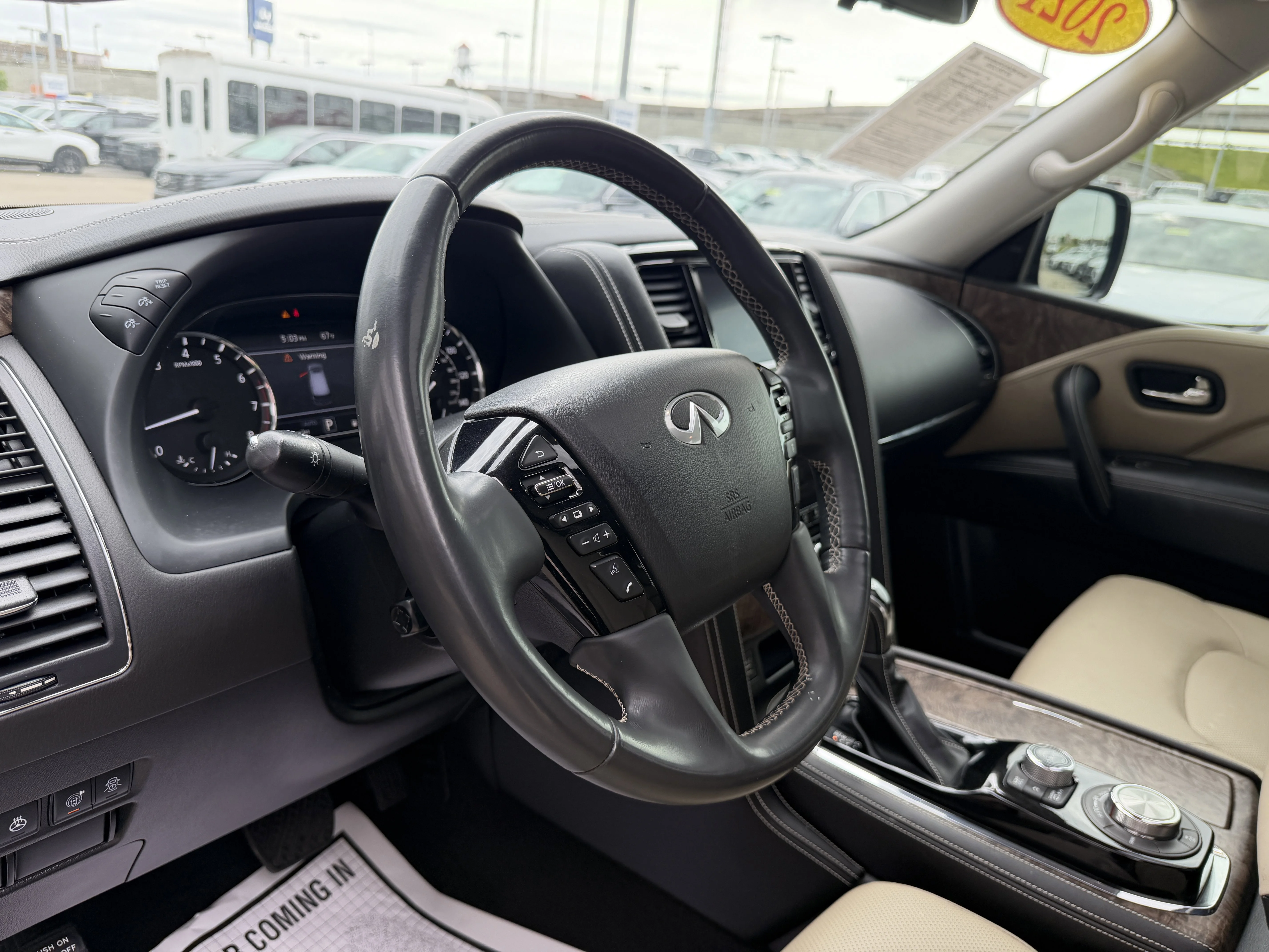 Used 2021 Mineral Black INFINITI Premium Select image 36