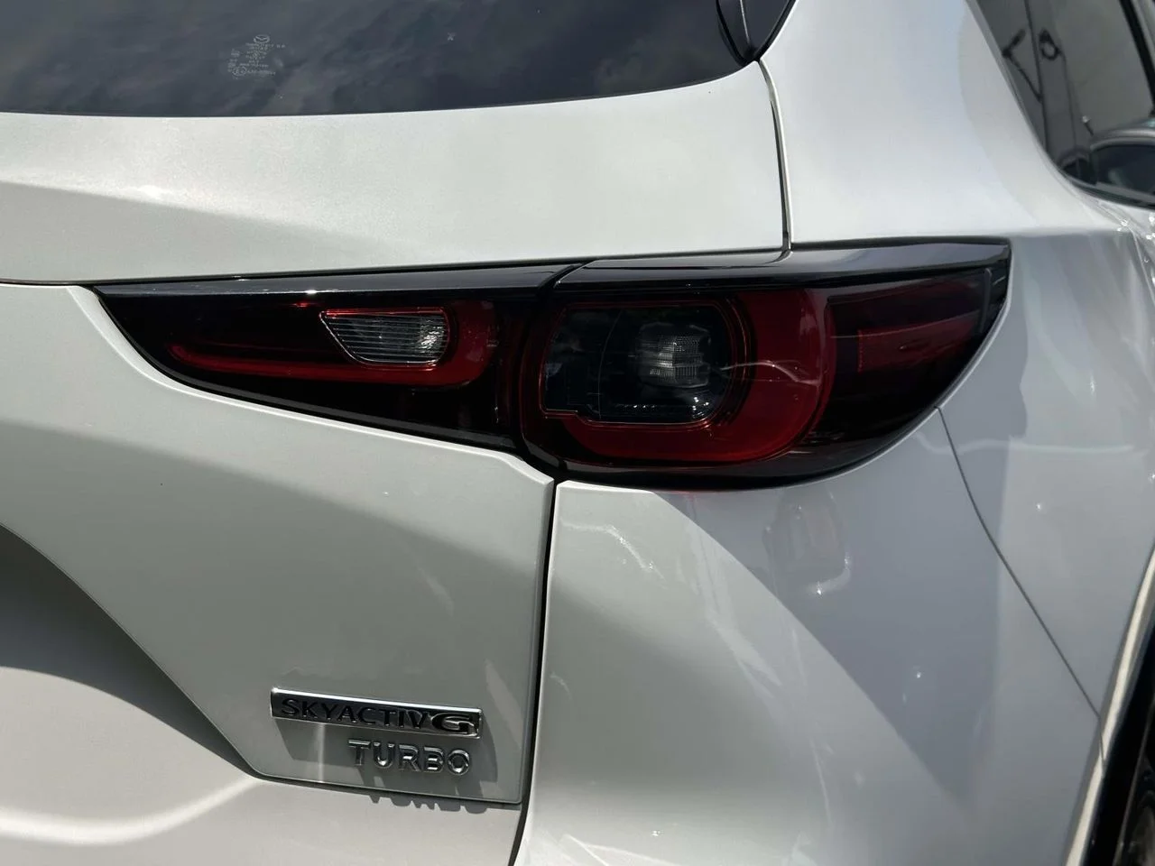 Certified Used 2024 Rhodium White Metallic Mazda 2.5 Carbon Turbo image 16