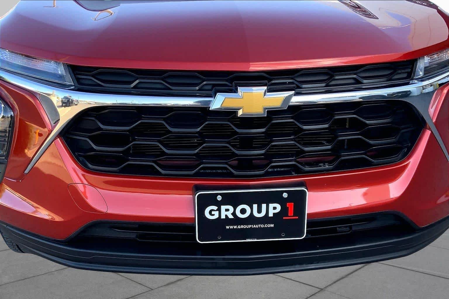 Used 2024 Cayenne Orange Metallic Chevrolet LS image 30