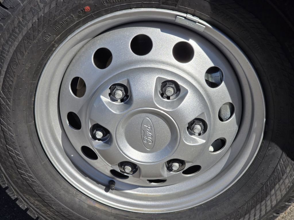 New 2026 Black Metallic Ford Base image 25