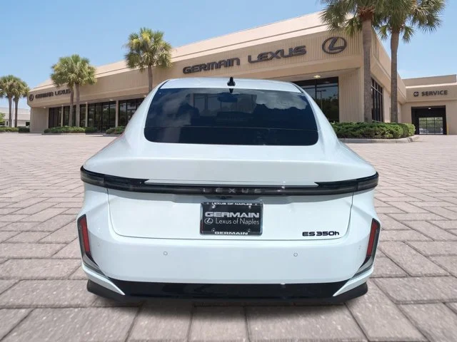 New 2026 Ultra White Lexus ES 350h PREMIUM image 5
