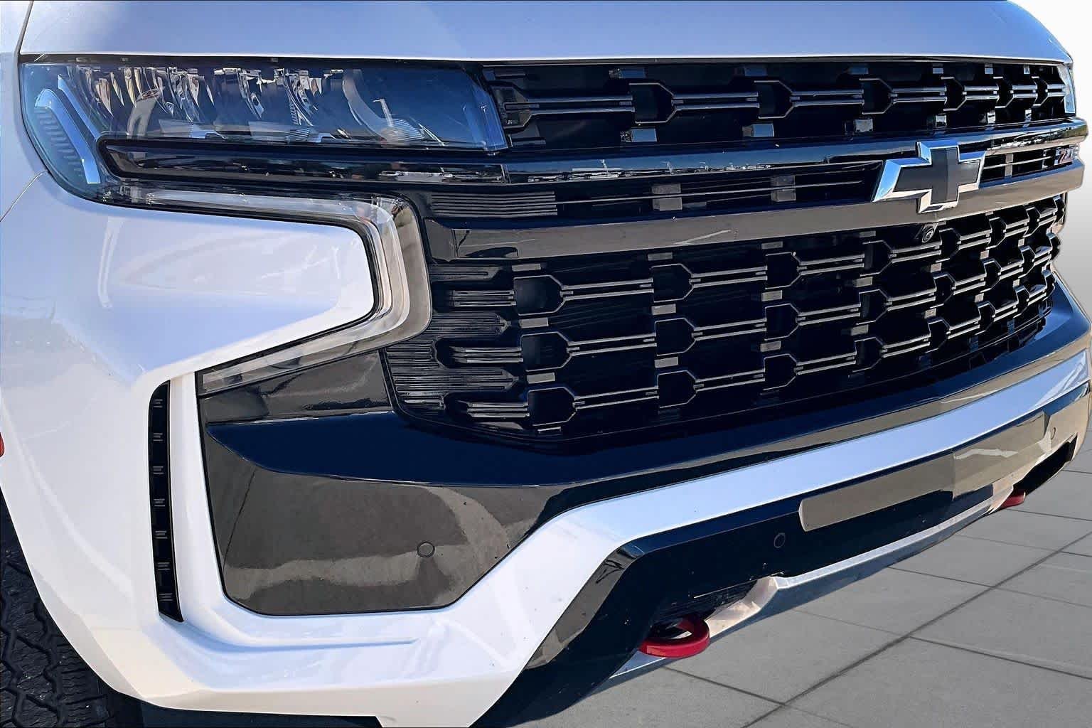 Used 2023 Summit White Chevrolet Z71 image 29