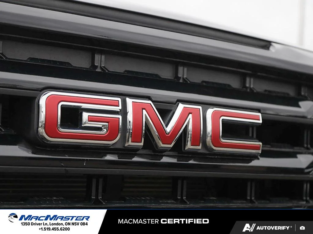 Used 2021  GMC  image 12