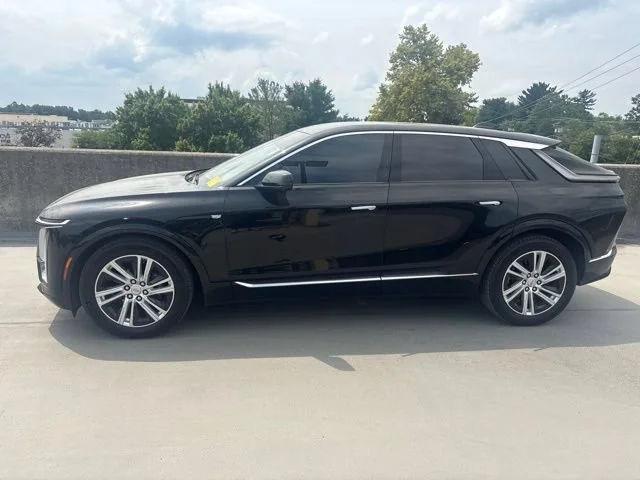 Used 2024 Cadillac LYRIQ Tech with VIN 1GYKPMRL9RZ123839 for sale in Bethesda, MD