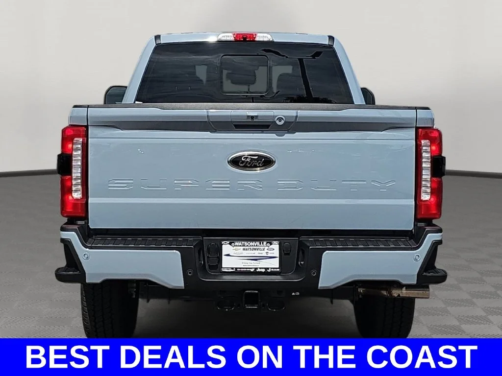 New 2026 Glacier Gray Metallic Tri-Coat Ford F-250® Lariat® image 4