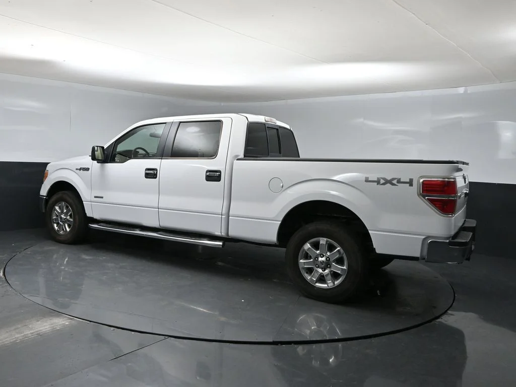 Used 2014 White Ford XLT image 4