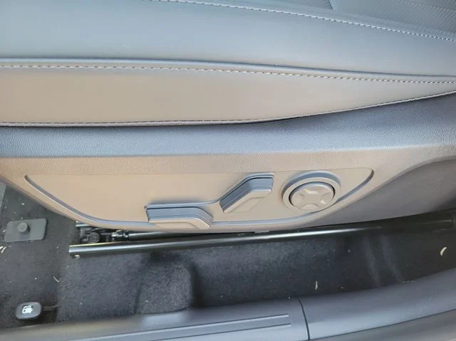 New 2027 Magma Red Matte Kia X-Line S image 15