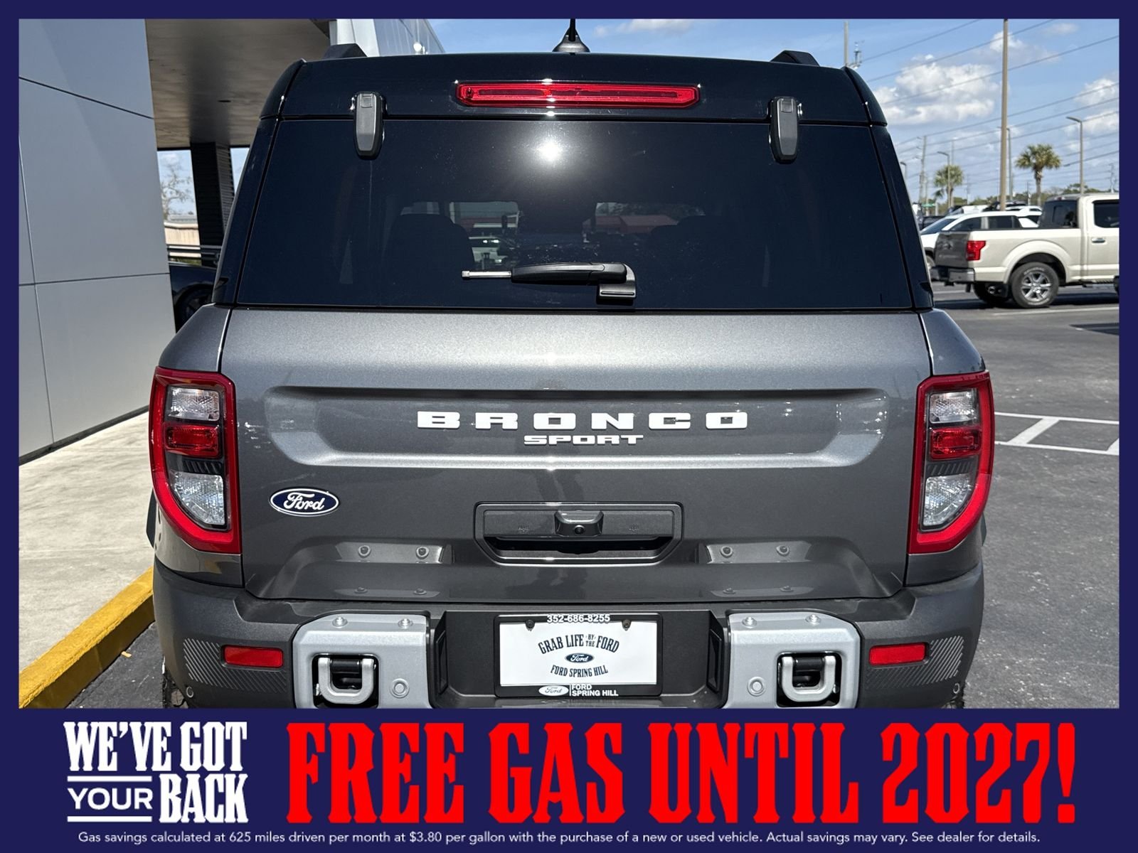 New 2026 Carbonized Gray Metallic Ford Outer Banks image 7