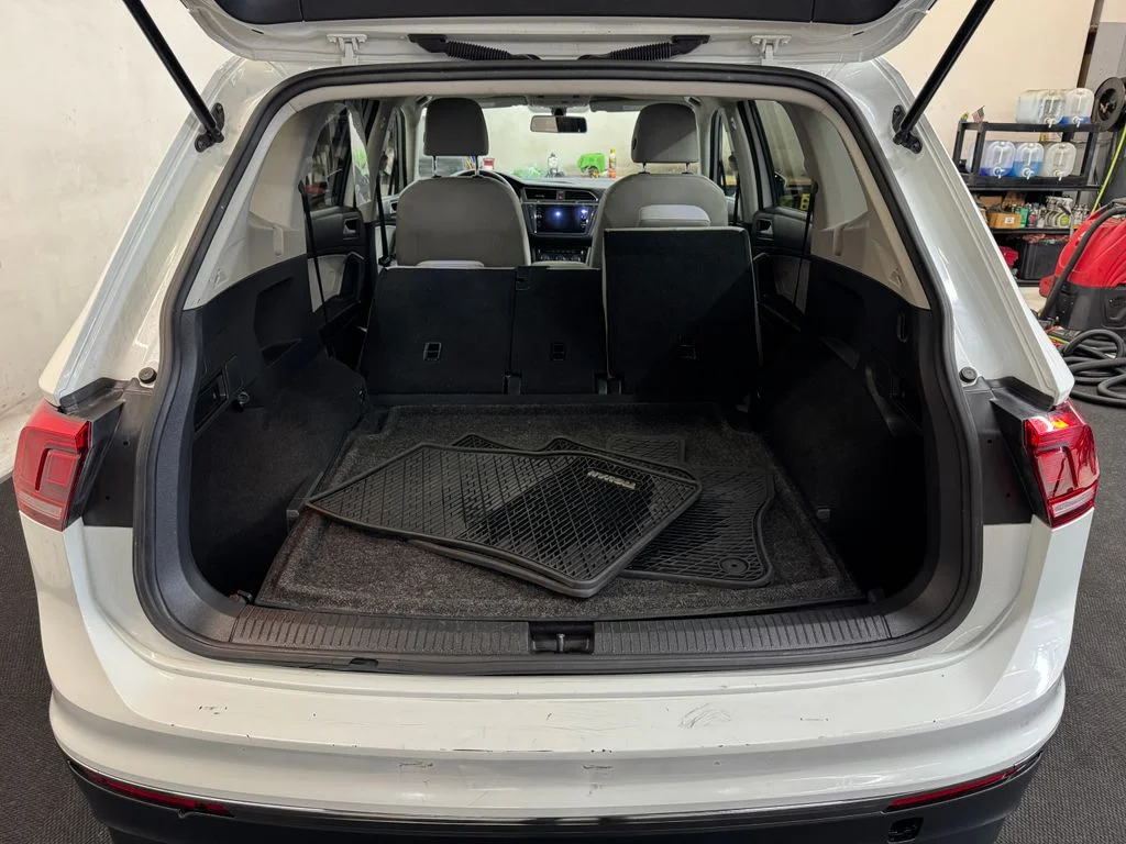 Used 2020 White Volkswagen 2.0T SE image 7