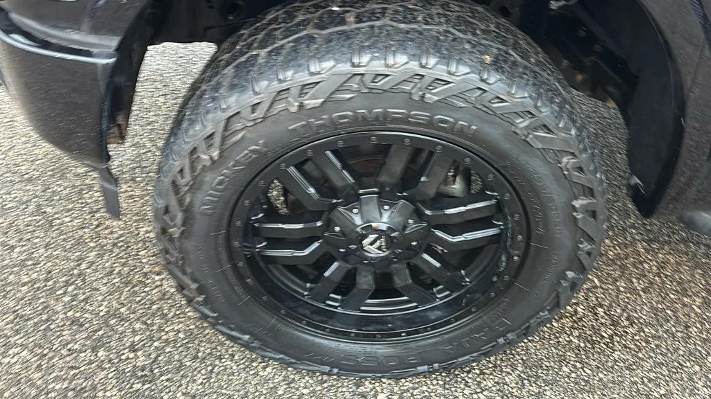 Used 2020 Black Ford XLT image 31