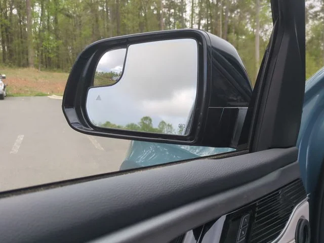 New 2026 Steel Blue Exterior Paint Jeep Limited Reserve image 18
