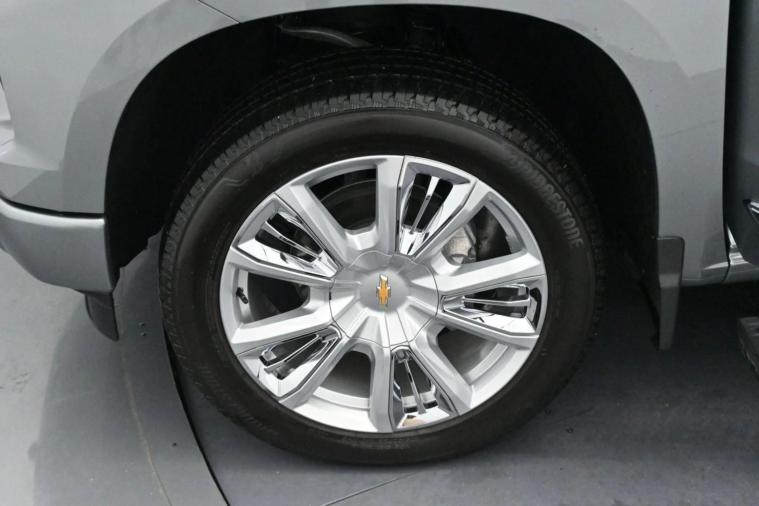 Used 2026 Sterling Gray Metallic Chevrolet High Country image 35