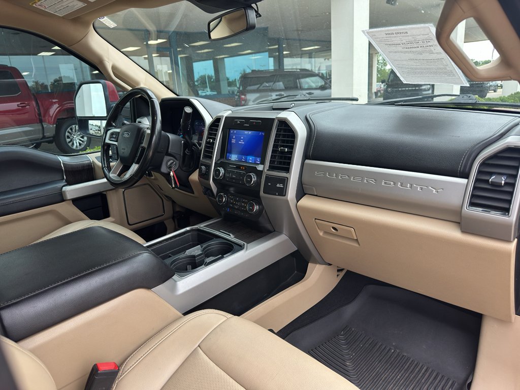 Used 2021 Rapid Red Metallic Tinted Clearcoat Ford LARIAT image 32