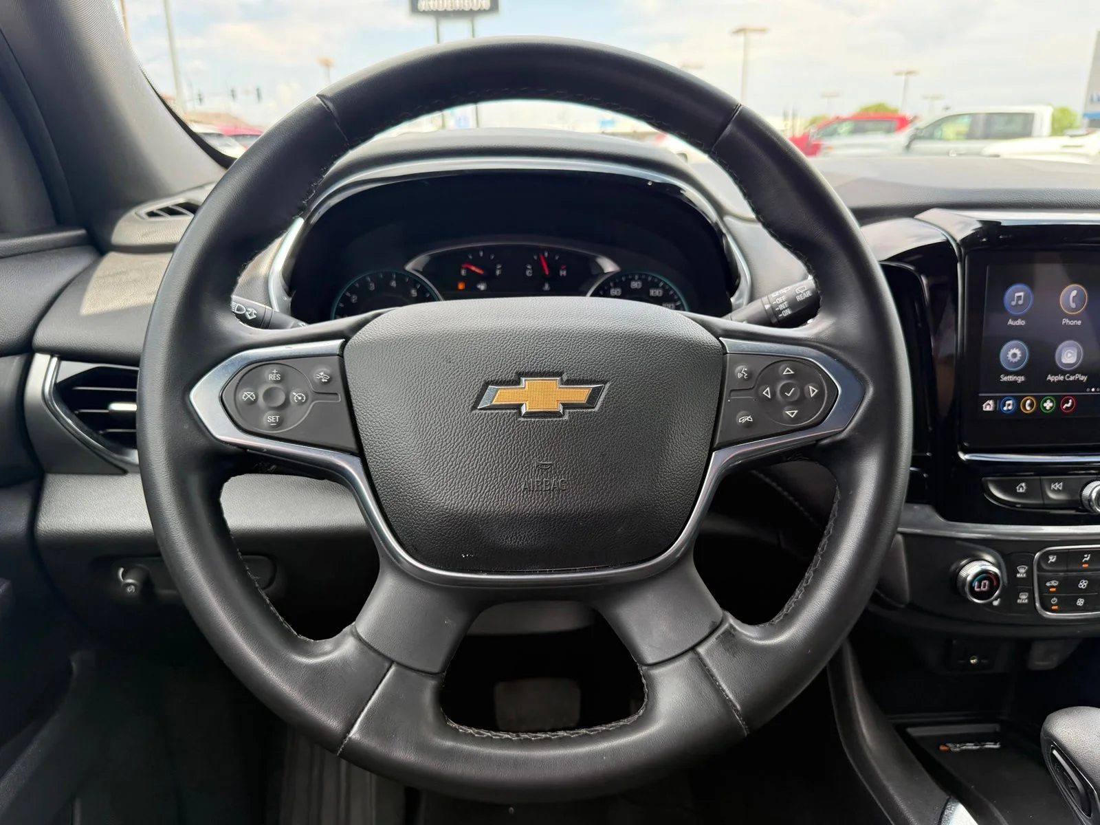 2023 Chevrolet Traverse 1LT - Photo 17