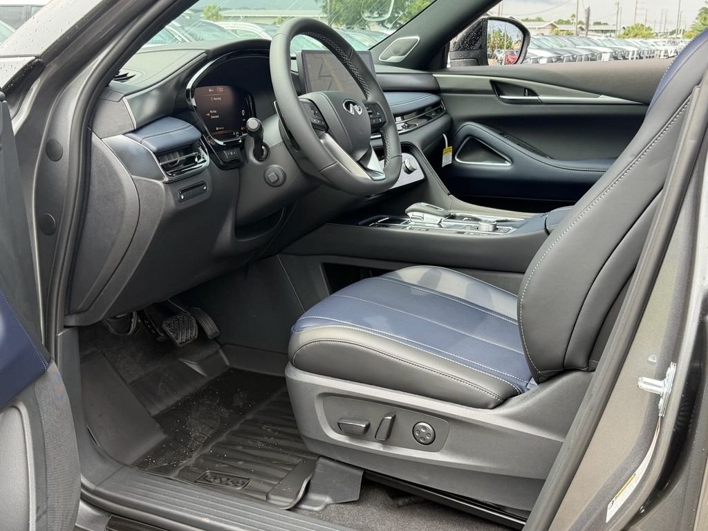 New 2027 GRAPHITE SHADOW INFINITI Sport AWD image 13