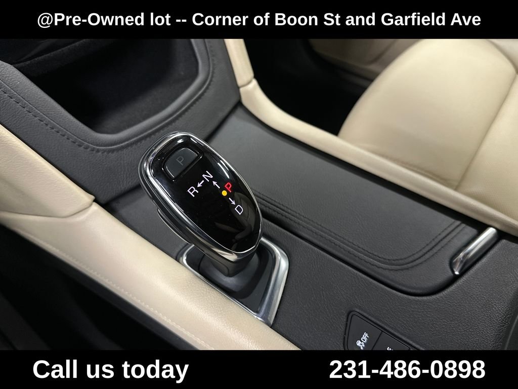 Used 2017 White Cadillac Premium Luxury image 27
