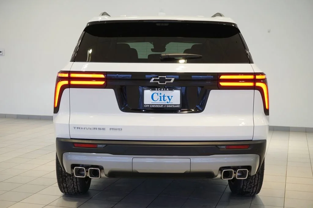 2026 Chevrolet Traverse LT - Photo 6