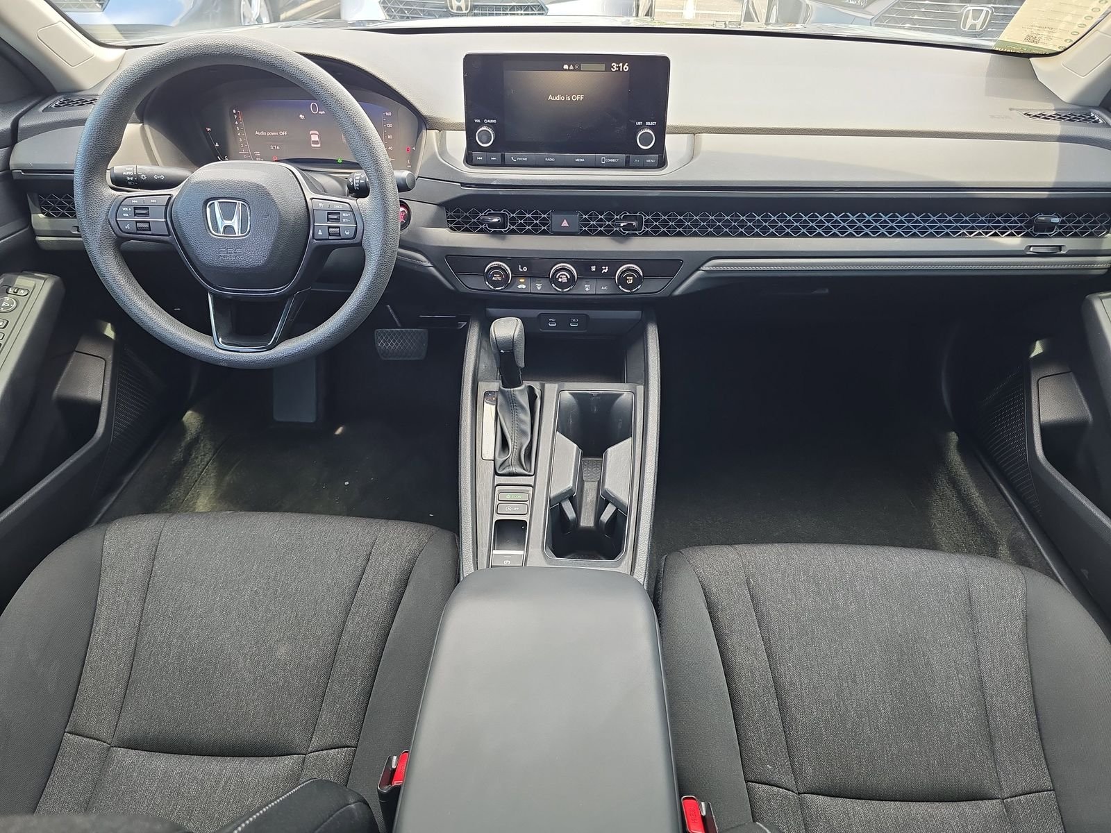 2024 Honda Accord LX - Photo 9