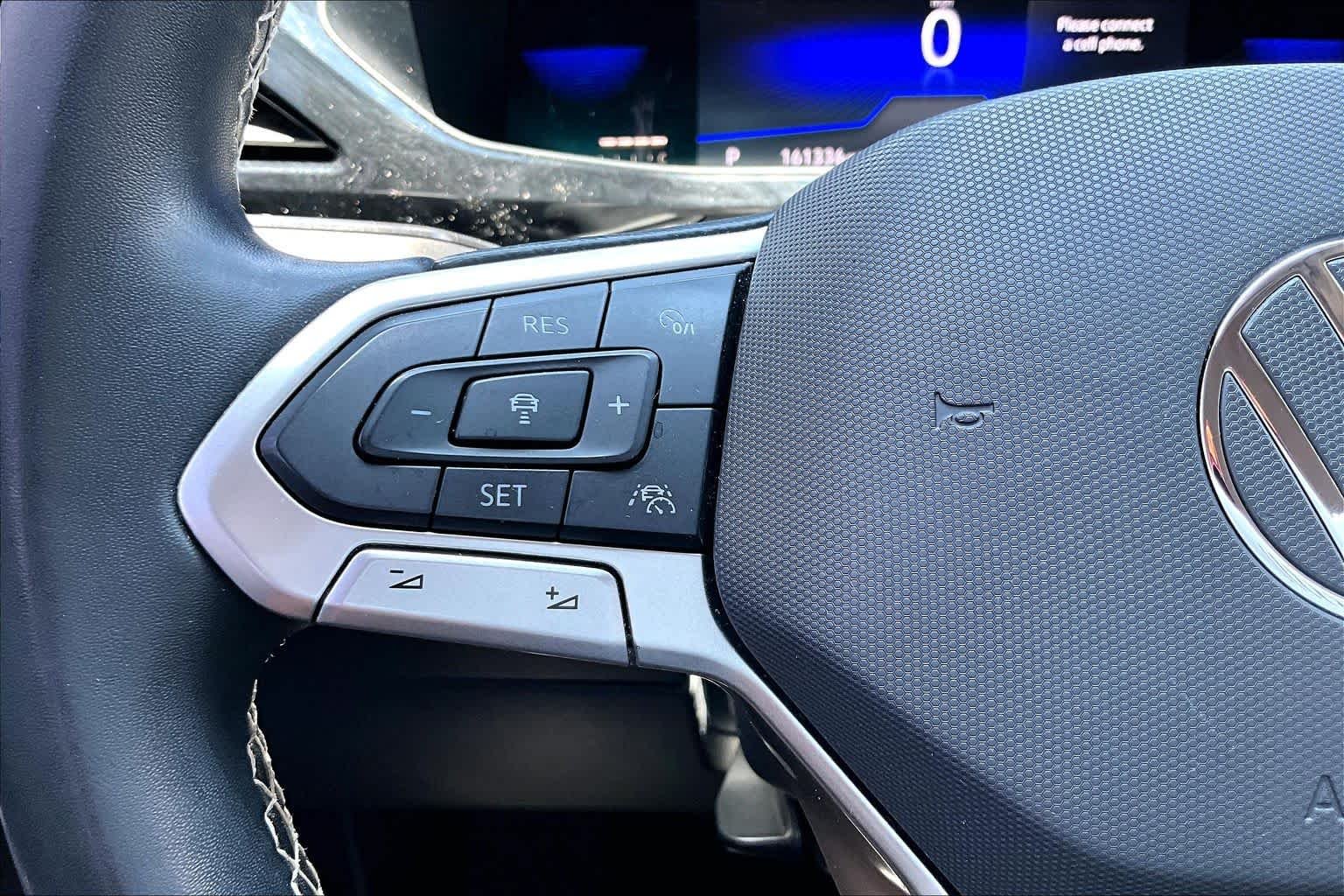 Used 2022 Platinum Gray Metallic Volkswagen S image 24