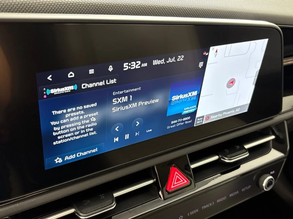 New 2026 Snow White Pearl Kia EX image 32