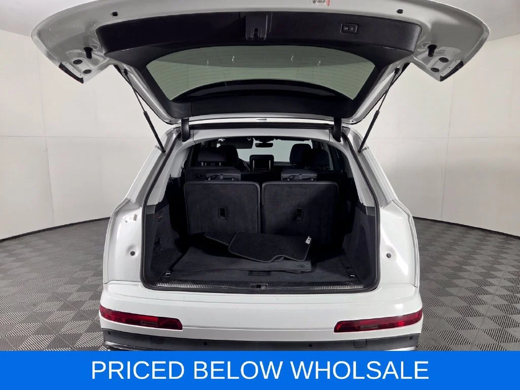 Used 2023 Carrara White Audi Premium Plus image 29
