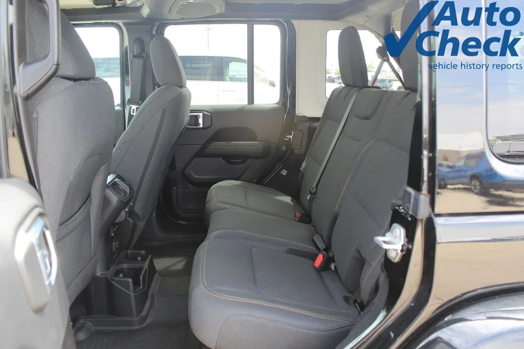 Used 2024 Black Jeep Sahara image 9