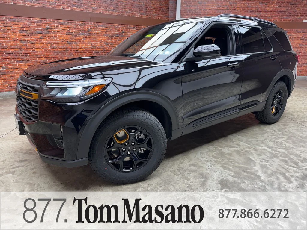 New 2026 Agate Black Metallic Ford Tremor® image 1