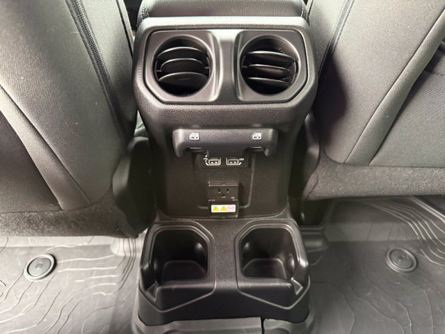2018 Jeep All-New Wrangler Unlimited Sahara - Photo 32