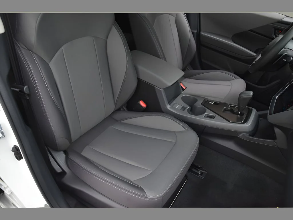 New 2026 Crystal White Pearl Subaru Premium image 27