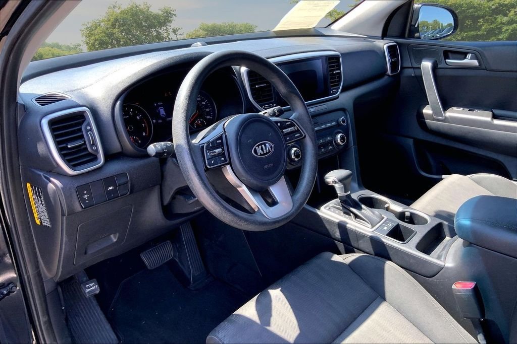 Used 2020 Red Kia LX image 17