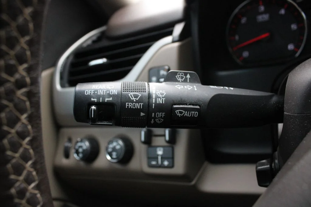 Used 2016 White GMC SLT image 13