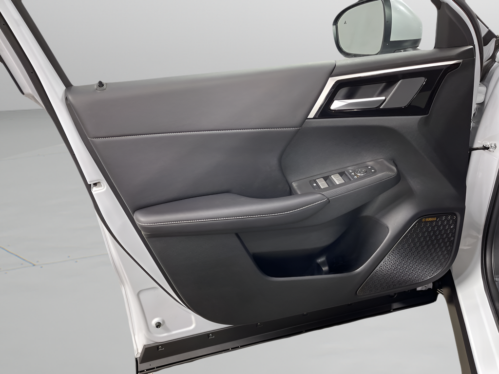 New 2026 White Diamond Mitsubishi SE image 24