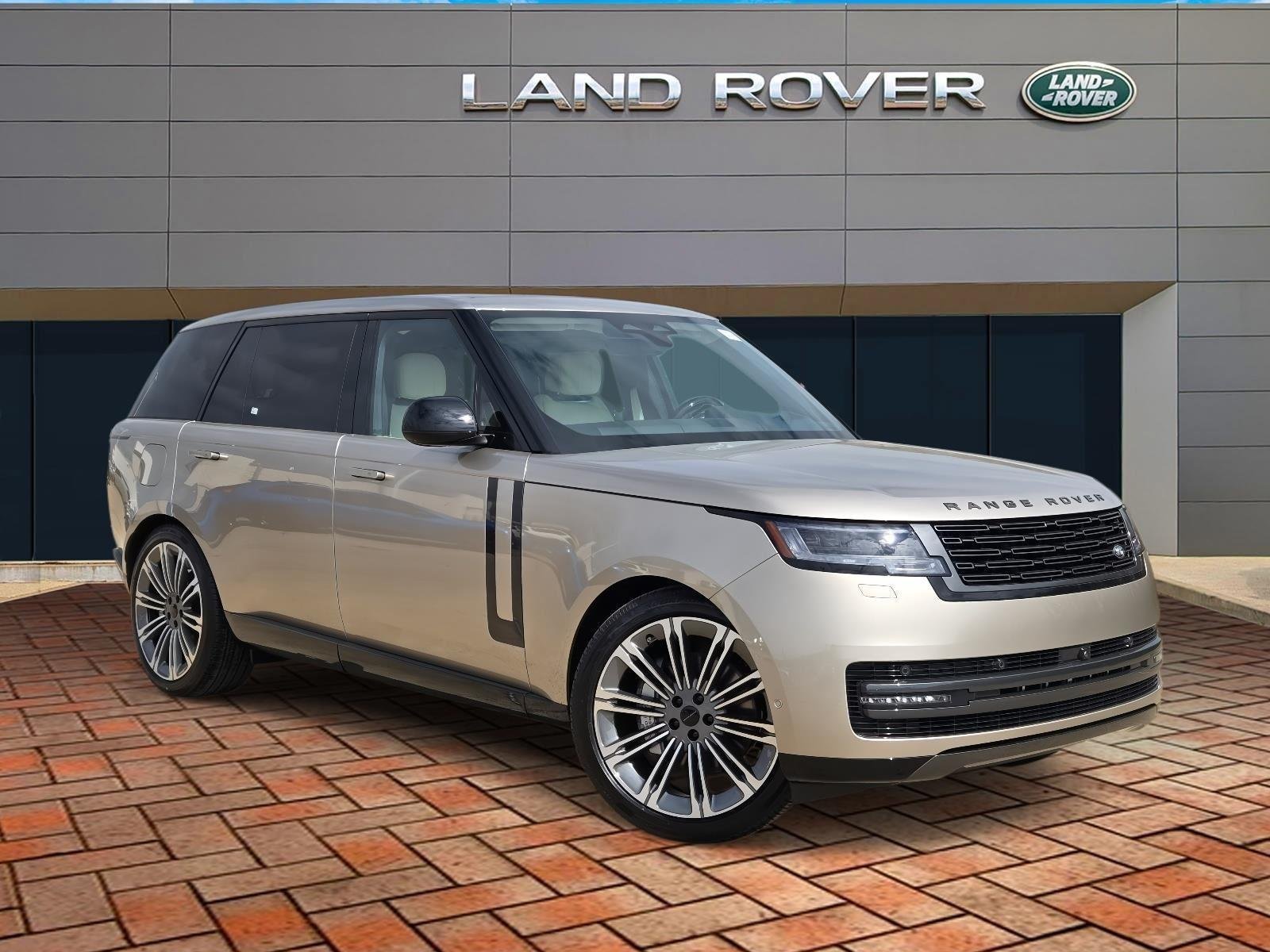 2026 Land Rover Range Rover SE