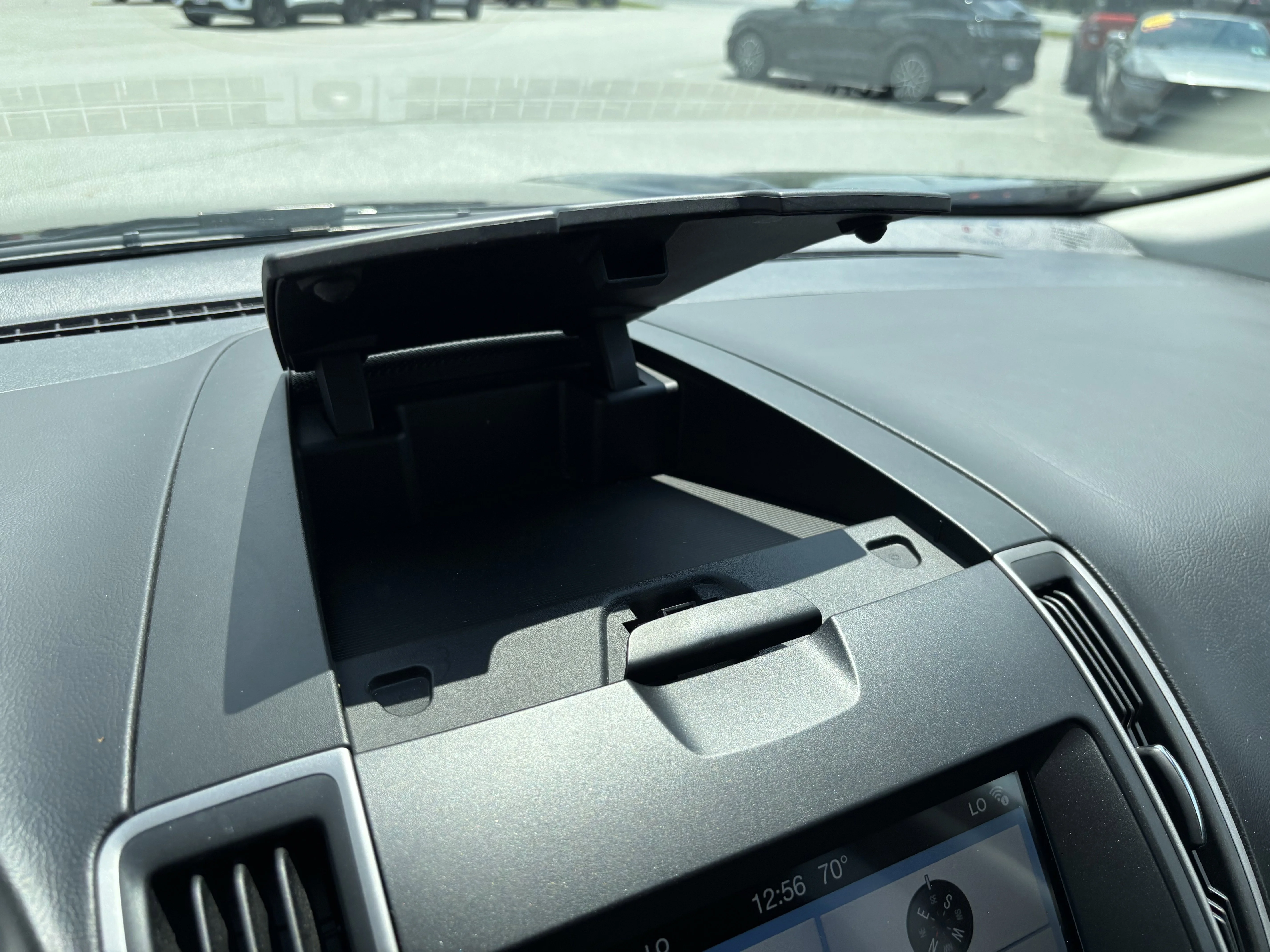 Used 2018 Shadow Black Ford SEL image 20