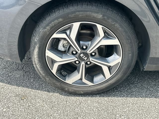 Used 2021 Gray Kia LXS image 17