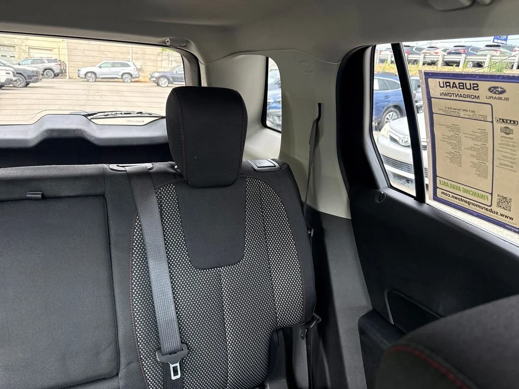 Used 2017 Silver GMC SLE-2 image 32