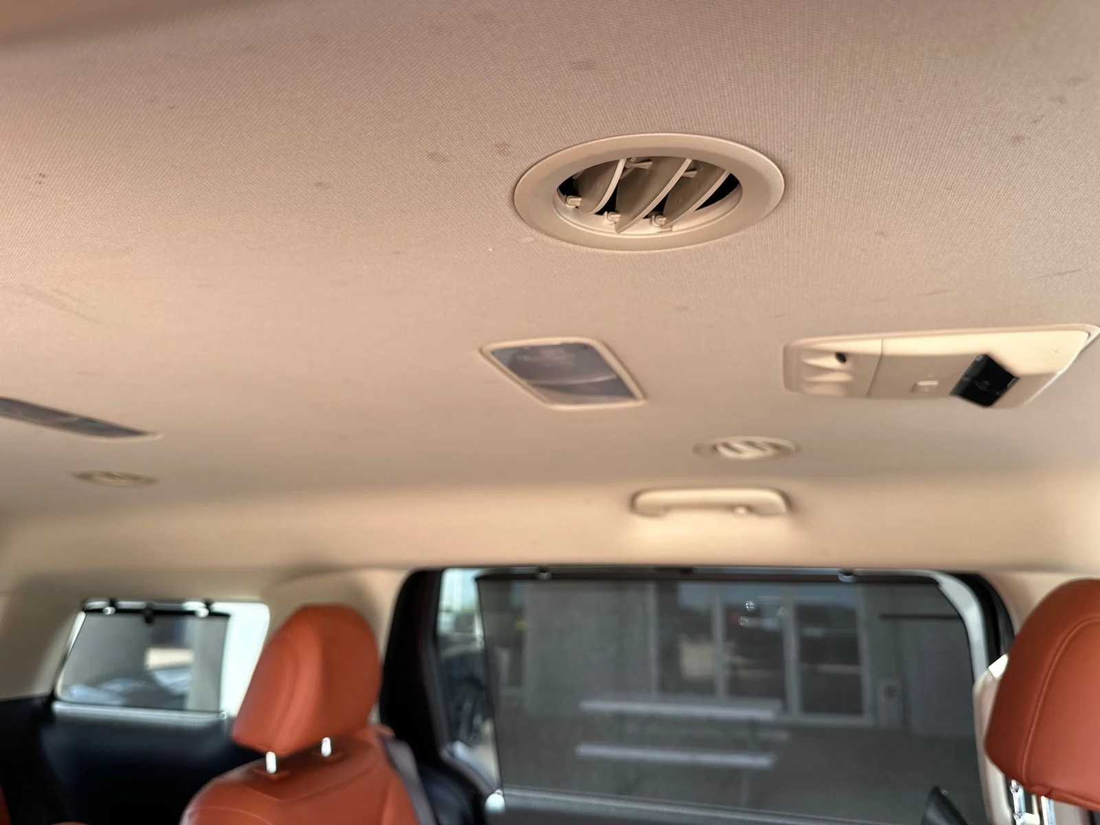 Used 2024 Metal Kia SX image 14