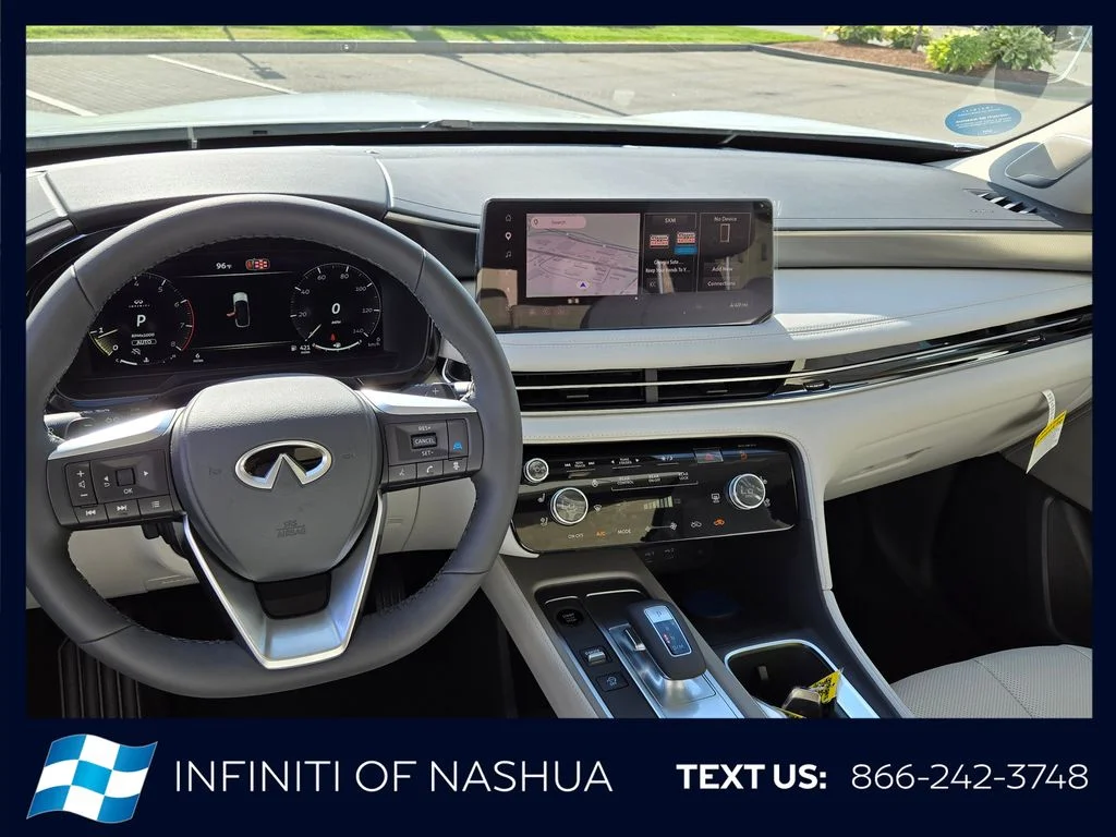 New 2027 RADIANT WHITE INFINITI Luxe AWD image 9