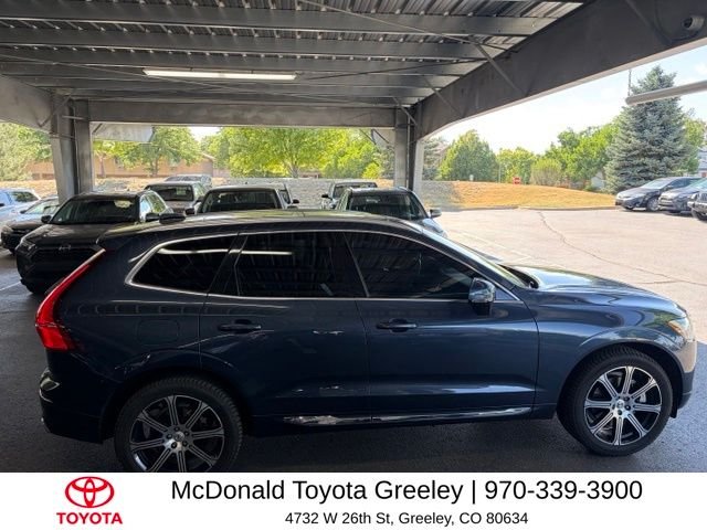 Used 2020 Blue Volvo T6 Inscription image 4