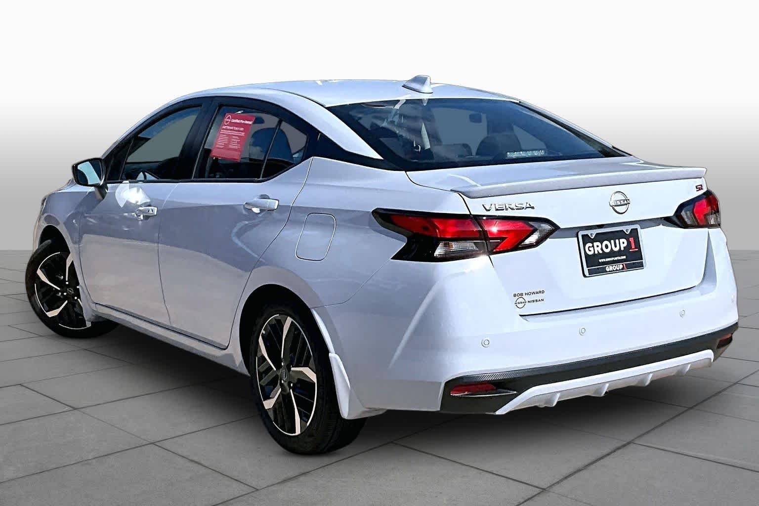 Used 2025 Gray Sky Pearl Nissan SR image 11