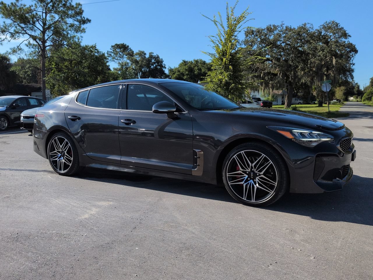 Used 2022 Panthera Metal Kia GT image 2