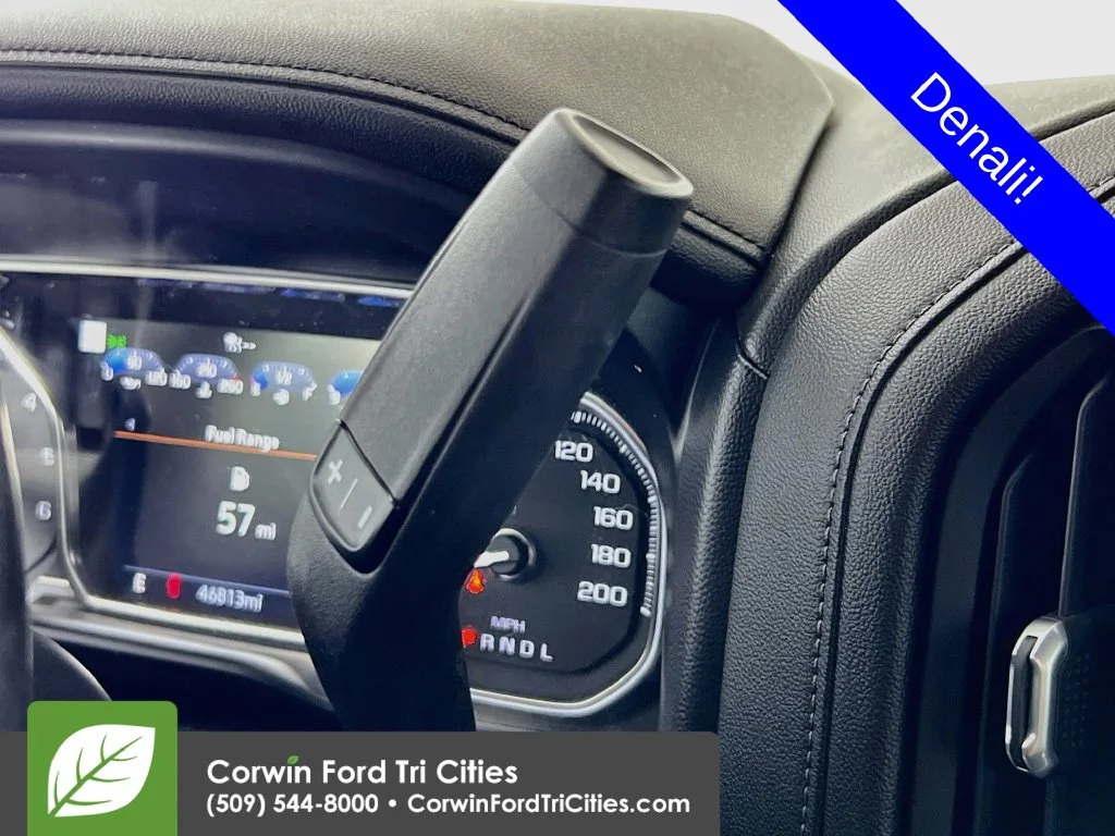 Used 2021 Onyx Black GMC Denali image 9