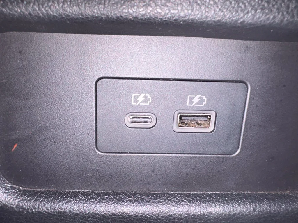 Certified Used 2025 White Nissan SL image 26