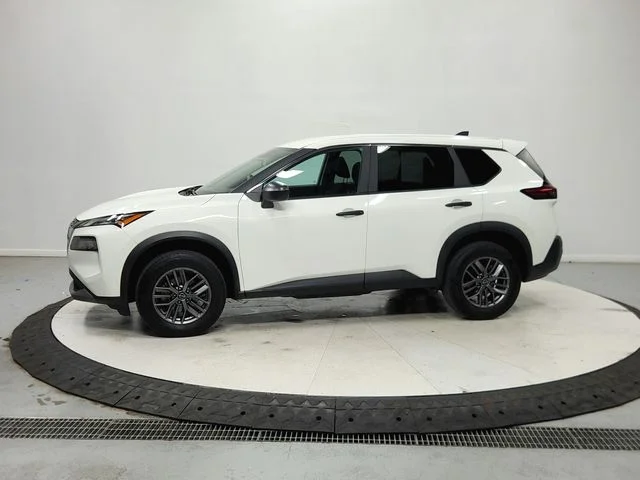 Used 2023 White Nissan S image 5