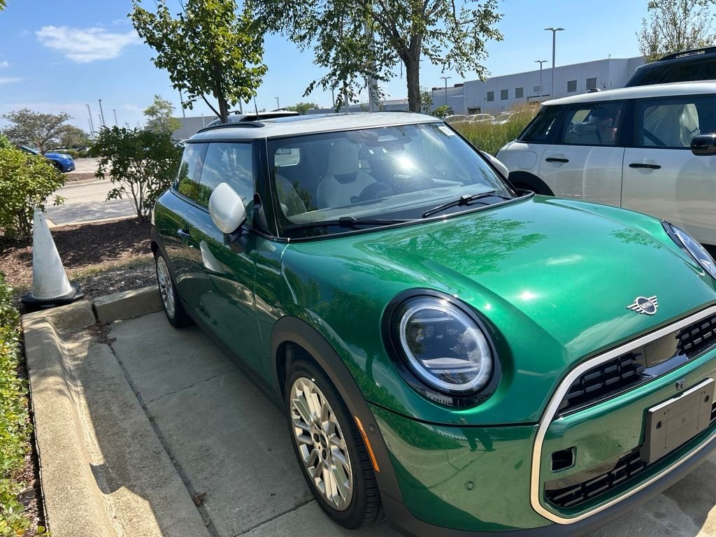 Certified Used 2026 British Racing Green MINI Iconic image 15