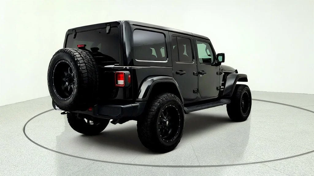 Used 2022 Black Clearcoat Jeep Unlimited Sahara 4x4 w/ Hardtop & Trailer Tow Group image 5